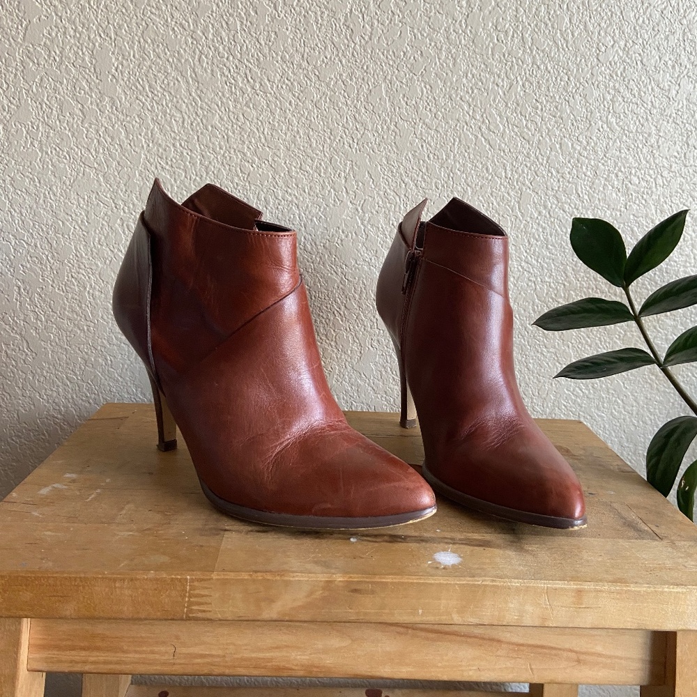 Carlos by Carlos Santana brown leather boot heel pointy toe